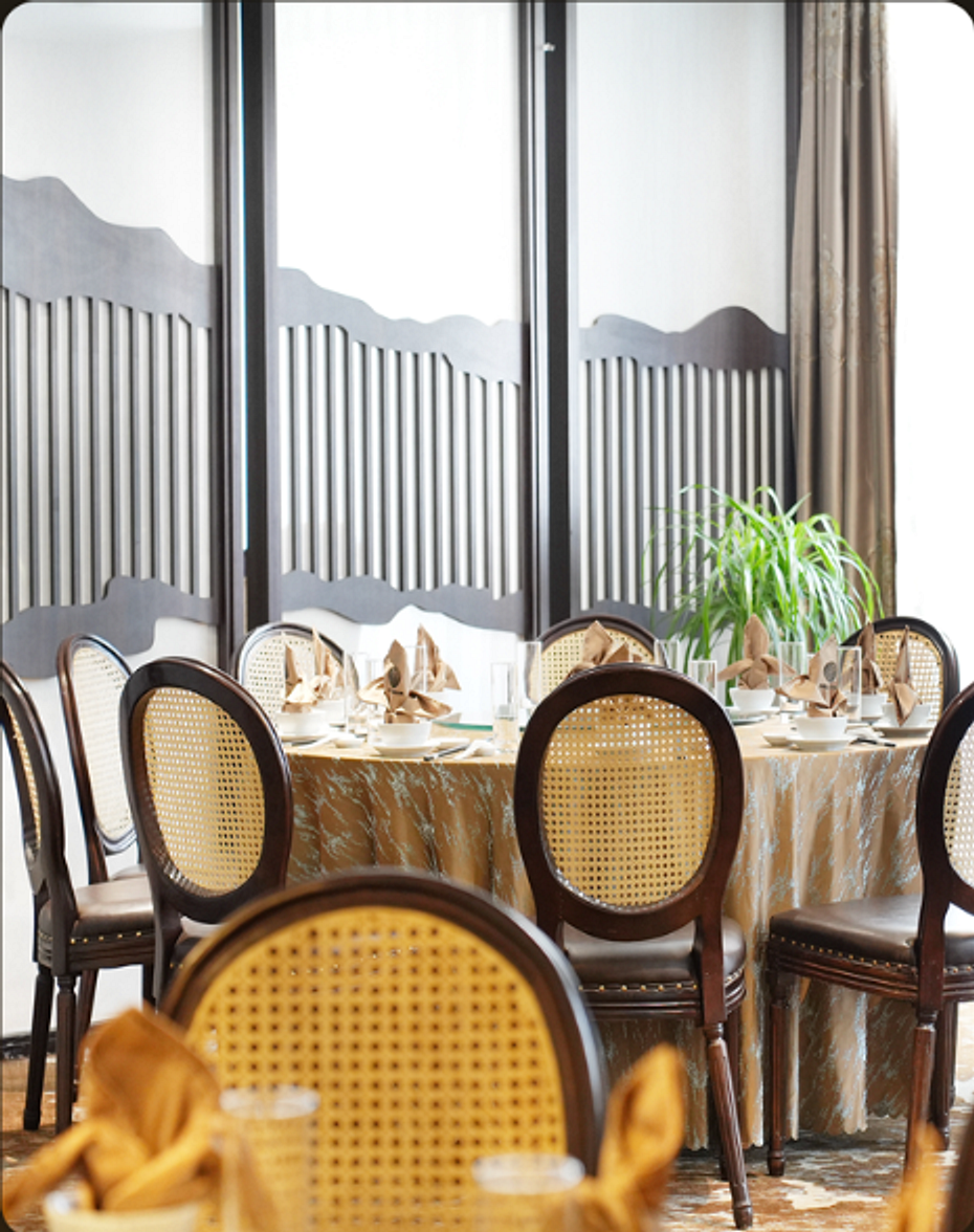Full Moon Restaurant